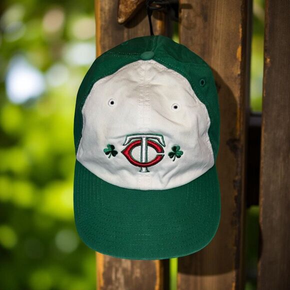 47’ Brand Minnesota Twins Green St Patricks Day Logo Adjustable Baseball Hat - Picture 1 of 10